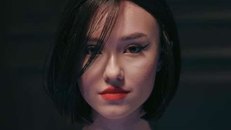 DHARIA Cold as Ice ( Official Video