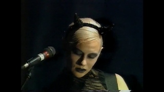 Smashing Pumpkins -  Live at Dublins Olympia Theatre, 1998.