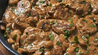 N-am mncat niciodata carne  intrun sos atat de delicios! Recomand tuturor!