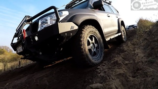 БИТВА КРУЗАКОВ!!! Что умеет Toyota  Land Cruiser 200