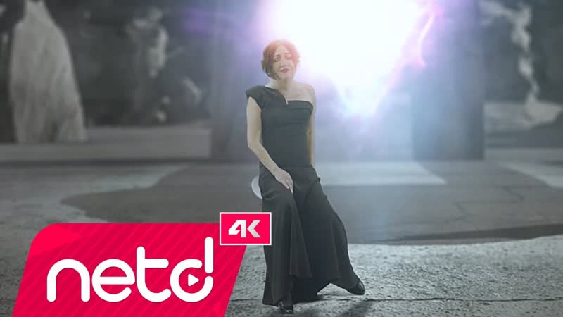 Nazan Öncel Gurur