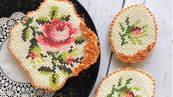 How to decorate Cross Stitch Rose