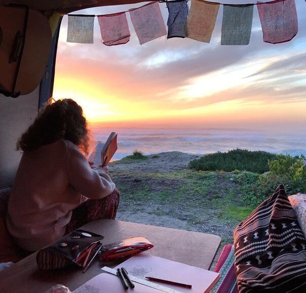 Мне казалось что в этом путешествии. Путешествие в одиночку. Путешествия природа. Авто для путешествий. Мечта картинки.