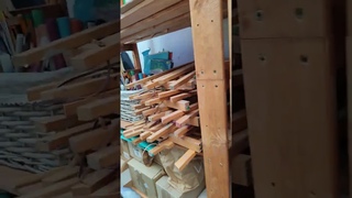 Сочи, Войкова 62/1 . 89996522872. Галина. Аренда и продажа одежды. кладовка. МК