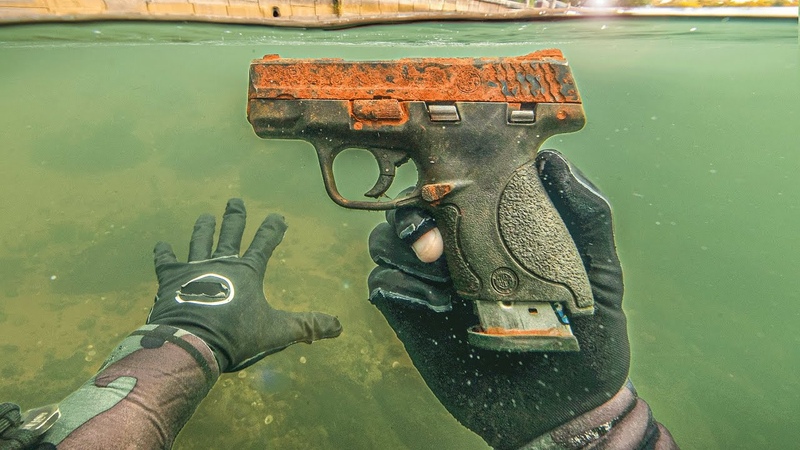 Girlfriend Confessed, Murder Weapon Found Underwater ( Police