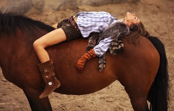 Анастасія Тощук ツ | Черновцы