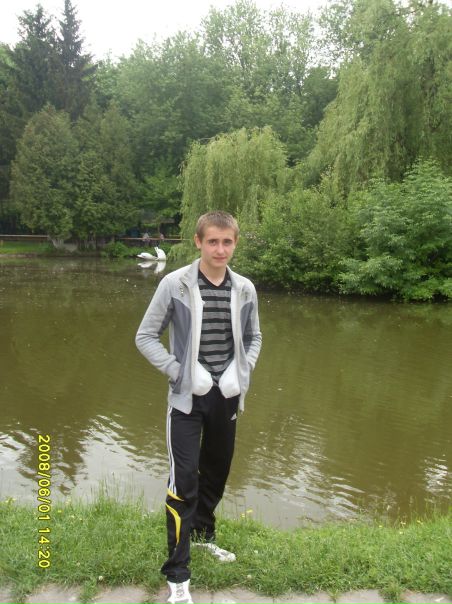 №100, Тарас Радом'як №100, Тарас Радом'як