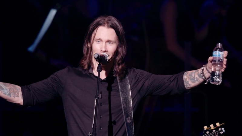 Alter Bridge Words Darker Than Their Wings ( Live At The Royal Albert