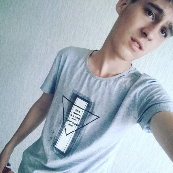 Толик Целуйко, Россия