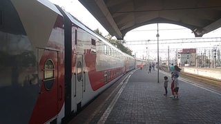ЧС6-025 с двухэтажным поездом 075 Санкт-Петербург - Москва