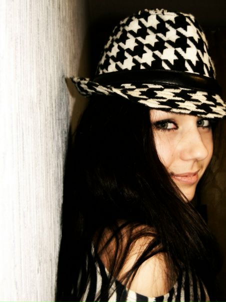 №115, Яна Гусарова, Новороссийск №115, Яна Гусарова, Новороссийск