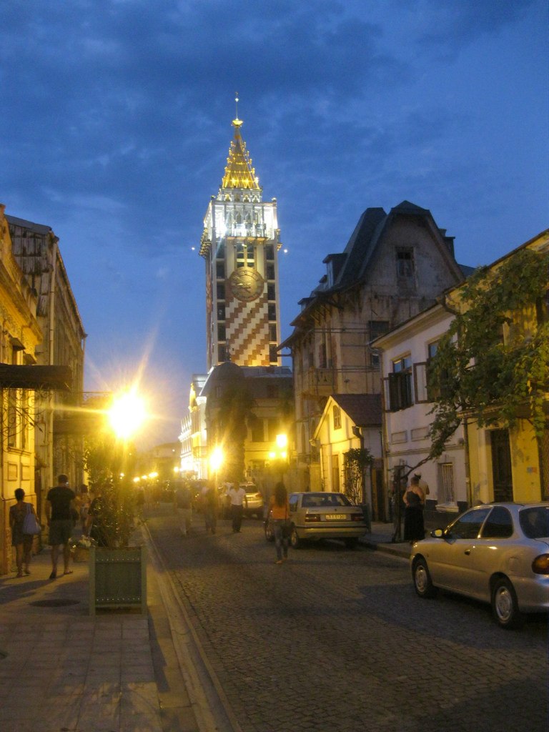 Shorenika Gamisonia |