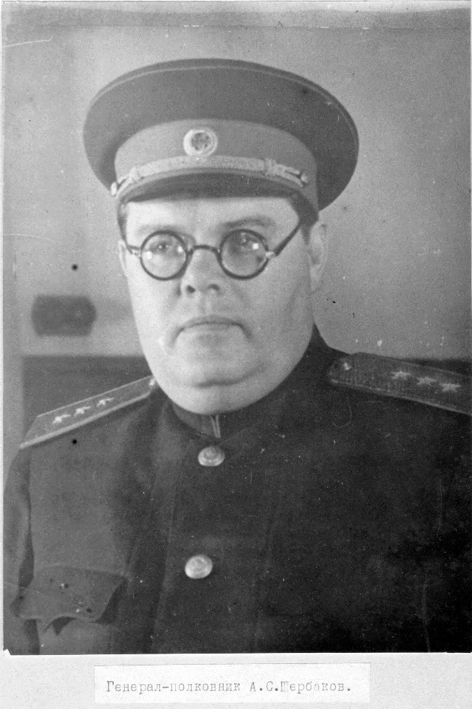 c_vc8XO04mo.jpg?size=682x1024&quality=96