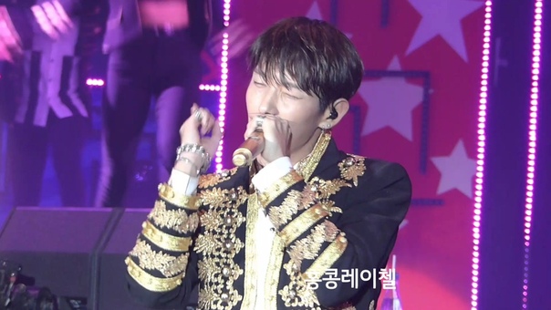 이준기 李準基 Geek in the pink ( HK FM